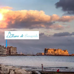 Il Faro Di Serapide Couette-café Naples